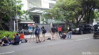 Foto: Suasana Rumah Novanto Pagi Ini, Setelah Penggeledahan 5 Jam