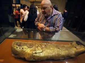 Terungkapnya Artefak Emas Firaun