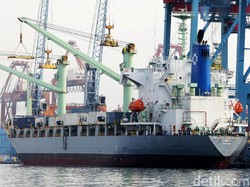 Neraca Dagang RI Surplus Tertinggi Selama 2021