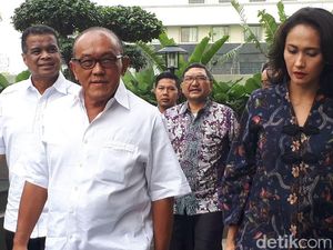 Ical Datangi KPK, Mau Apa?