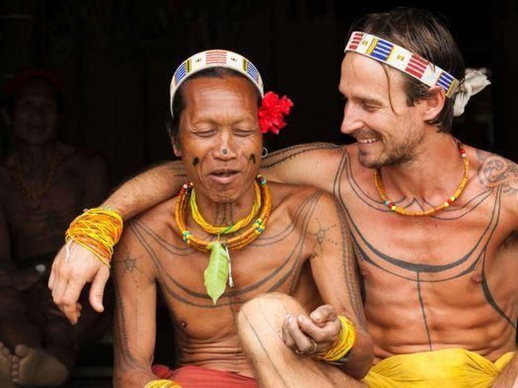 Mengenal Suku Mentawai dan 4 Marga Besarnya Mengenal Suku Mentawai dan 4 Marga Besarnya