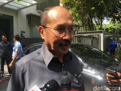 Pengacara: Mobil Setya Novanto Hancur, Kaca Pecah
