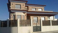 Rumah senilai Rp 67,5 miliar ini merupakan kediaman Andres Iniesta. Iniesta disebutkan memesan secara khusus desain dan layoutnya. (sportskeeda)