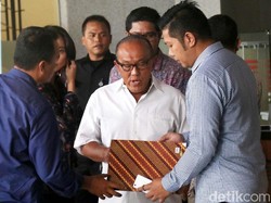 Diperiksa KPK, Ical Ditanya soal Tanggung Jawab Ketum Golkar