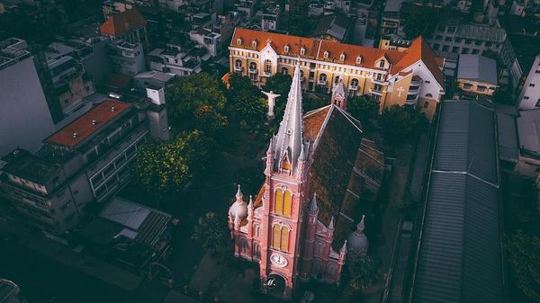 Foto: Ini Gereja Berwarna Pink