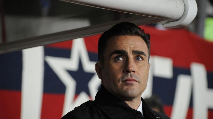 Coach Fabio Cannavaro of Guangzhou Evergrande looks on prior to the AFC Champions League Group H match between Kashima Antlers and Guangzhou Evergrande at Kashima Stadium on April 7, 2015 in Kashima, Japan. (Photo by Masashi Hara/Getty Images)