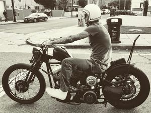 Pesepak Bola yang Hobi Motoran, dari Beckham sampai Ibrahimovic