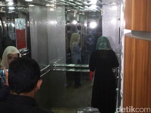Setya Novanto Dirawat, Istri Datangi RS Medika Permata Hijau Setya Novanto Dirawat, Istri Datangi RS Medika Permata Hijau