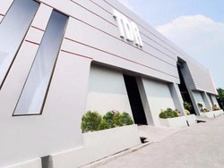 TDR Technology Center, Showroom Keren Tongkrongan Bikers di Cakung