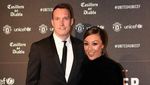 Parade WAGS dan Pemain MU dalam Malam Amal di Old Trafford