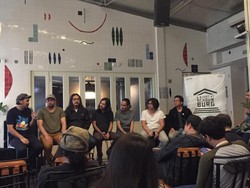 Kelompok Penerbang Roket Akan Bawakan Lagu Baru di A Night at Schouwburg