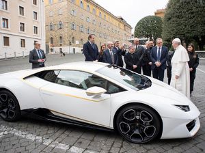 Laku Hampir Rp 12 Miliar, Ini Lamborghini Paus Fransiskus Laku Hampir Rp 12 Miliar, Ini Lamborghini Paus Fransiskus