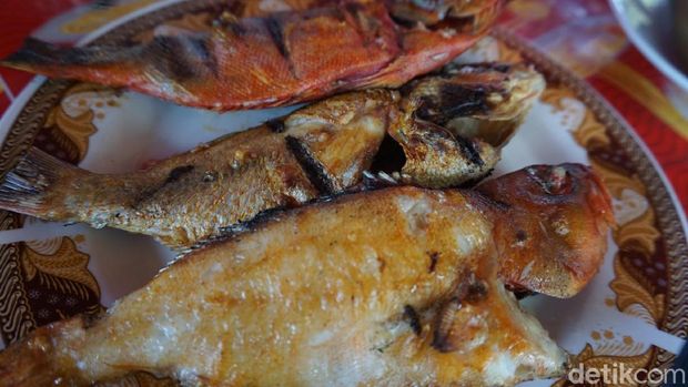 Ikan bakar lagi, sedap! (Wahyu/detikTravel)