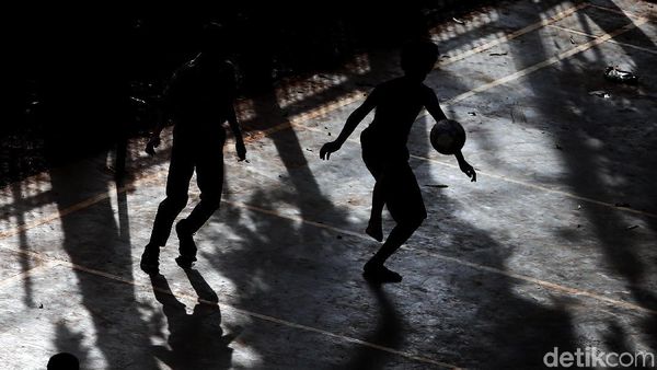 Bahagianya Anak-anak Bermain di RPTRA Bonti