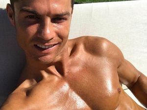 Foto: 10 Pria Tampan Hollywood Pamer Dada Berotot, Seksinya Bikin Meleleh Foto: 10 Pria Tampan Hollywood Pamer Dada Berotot, Seksinya Bikin Meleleh