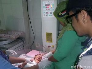 Miris! Bayi Perempuan Ditemukan di Toilet SPBU Mojokerto