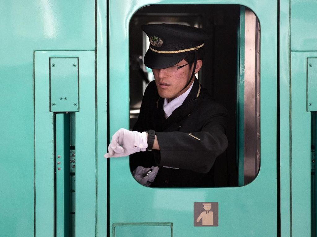 Viral Turis Bikin Telat Shinkansen dan Budaya On Time Jepang Viral Turis Bikin Telat Shinkansen dan Budaya On Time Jepang