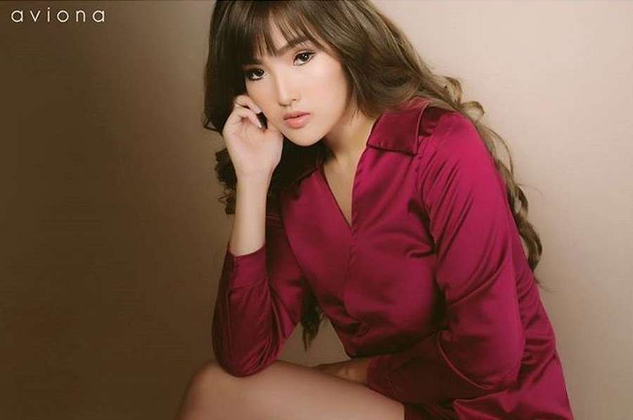 Pesona Astrid Ellena, Putri Cantik Pengacara Setnov