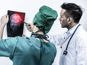 6 Cara Mencegah Risiko Tumor Otak 6 Cara Mencegah Risiko Tumor Otak