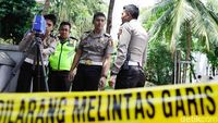 Polisi Olah TKP Kecelakaan Mobil Setya Novanto