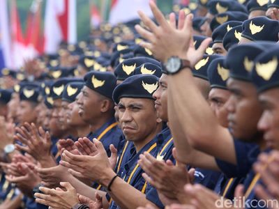 Angkatan Pertama Mahasiswa Akademi Bela Negara Diwisuda