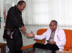 Dokter RS Medika: Novanto Tidur Setengah Tidur, Kondisinya Lemah