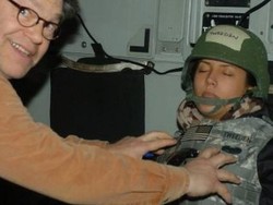 Meraba Payudara Penyiar yang Tidur, Senator AS Minta Maaf