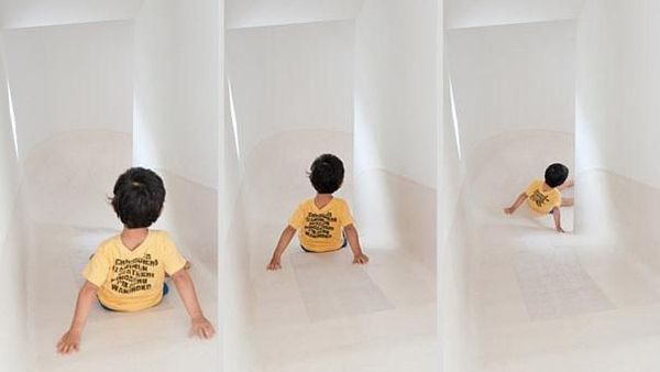 Siapa Takut Jadi Anak-anak Lagi? Yuk Main Perosotan di Rumah Ini