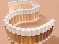 Review Foundation Rihanna dari Seorang Suami Ini Bisa Bikin Kamu Terharu