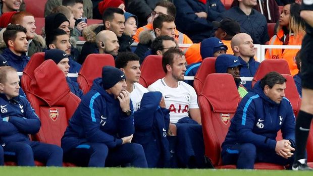 Arsenal Bekuk Spurs 2-0