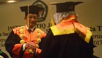 Wisuda Mahasiswa Institut Perguruan Tinggi Ilmu Al-Quran