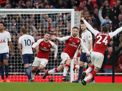 Arsenal Ungguli Spurs 2-0 di Paruh Babak