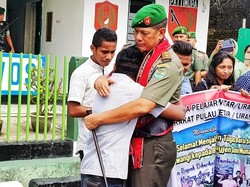 Pindah ke Kodam III, Mayjen Doni Dapat Gelar Warga Kehormatan Ambon