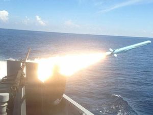 TNI AL Uji Coba Rudal C-705 di Laut Bali