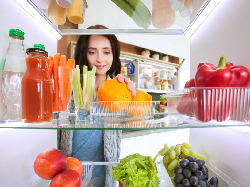 Ternyata Menata Isi Kulkas Bisa Bantu Turunkan Berat Badan