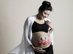 Zivanna Letisha Lahirkan Anak Pertama