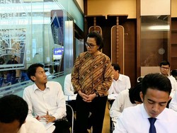 Sri Mulyani Tinjau Calon Penerusnya di Kementerian Keuangan