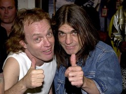 Malcolm Young, Gitaris dan Pionir AC/DC yang Legendaris