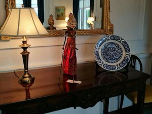 Wayang Prabu Kresna di Istana Gubernur Jenderal Selandia Baru Wayang Prabu Kresna di Istana Gubernur Jenderal Selandia Baru