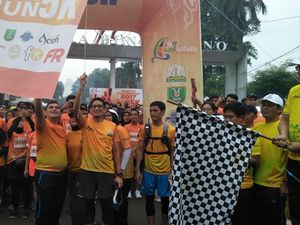 Dukung Sail Sabang, Sandiaga Lari 5K