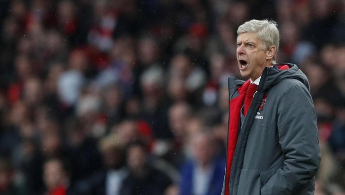 Ketusnya Wenger Jawab Klaim Gol Pertama Arsenal Tak Sah