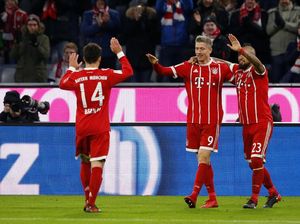 Lewandowski Pimpin Bayern Hajar Augsburg