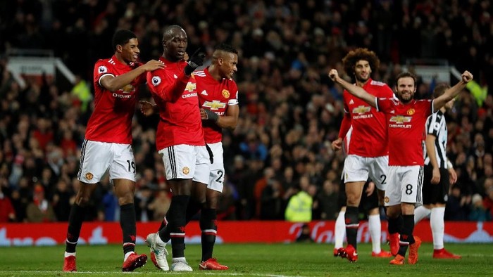 MU Gilas Newcastle 4-1