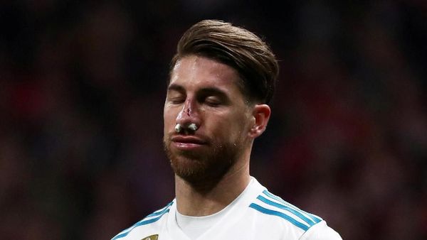 Hidung Sergio Ramos vs Sepatu Lucas Hernandez