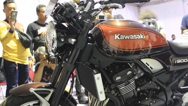 Si Legendaris Kawasaki Z 900RS