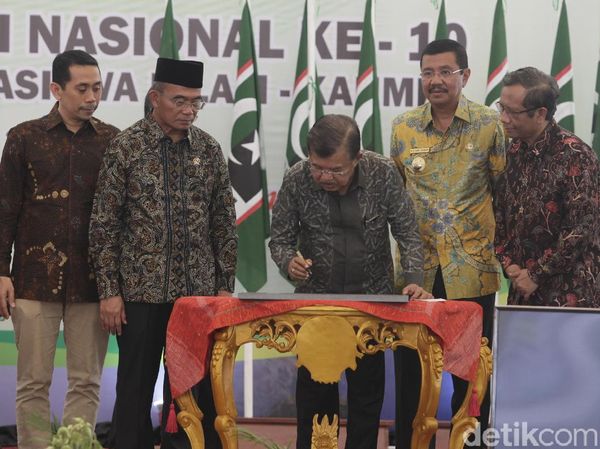 Wapres JK Tutup Munas KAHMI X di Medan