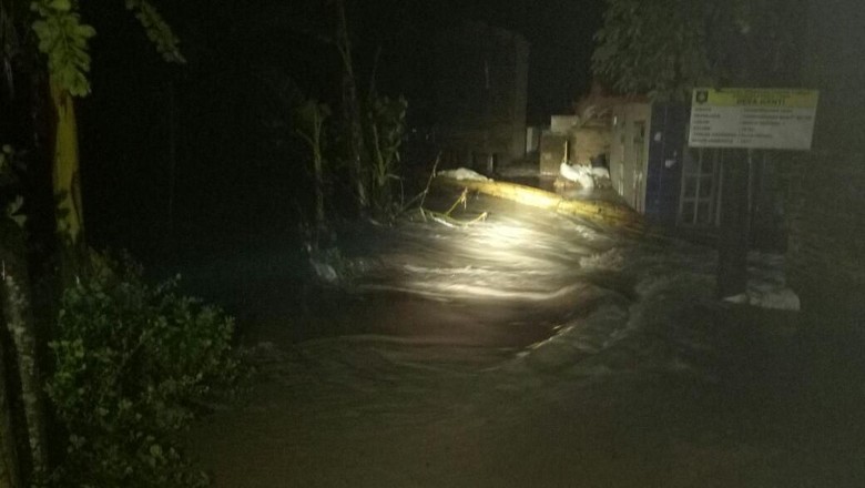 Banjir Bandang Terjang Lombok Timur, 2 Orang Meninggal