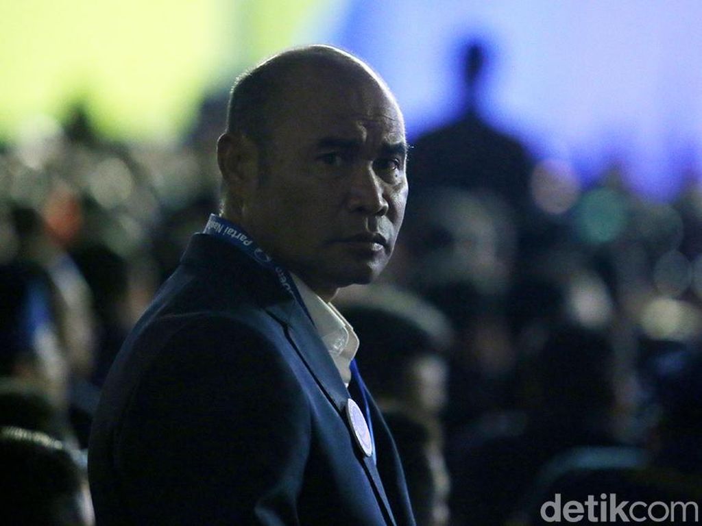 Tak Dilepas Warga NTT, Vitor Laiskodat Batal Jadi Menteri Jokowi Tak Dilepas Warga NTT, Vitor Laiskodat Batal Jadi Menteri Jokowi