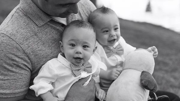 Lihat Deh Anak-Anak Kembar Ini, Bisa Bedain Nggak, Bun?