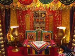 Ini Singgasana yang Akan Diduduki Kahiyang-Bobby saat Haroan Boru